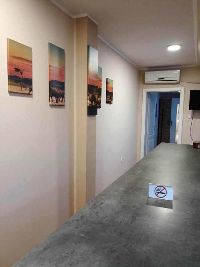 노비사드 Oasis Of Peace Free Parking 아파트 외부 사진